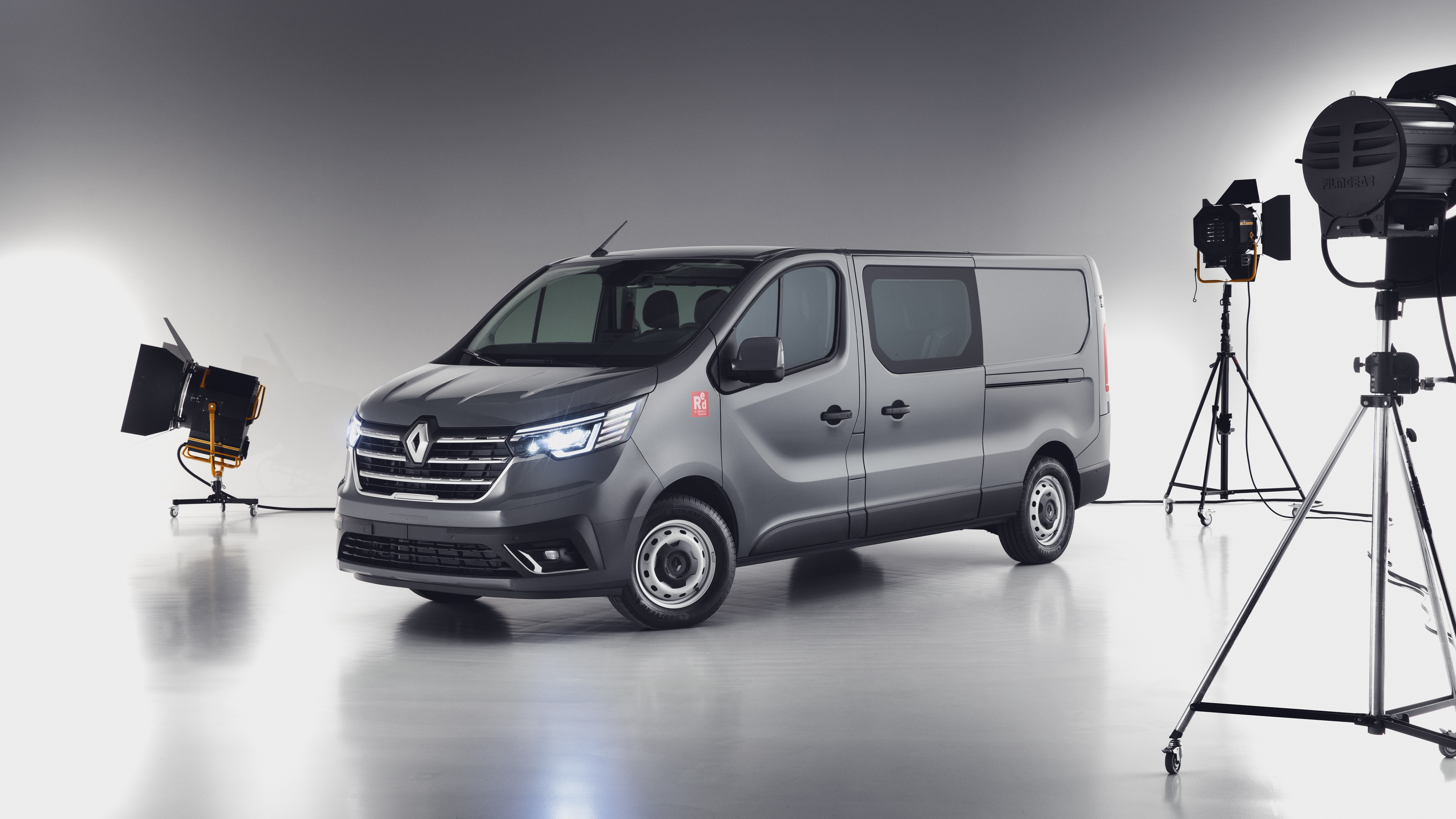 COMMERCIAL VEHICLES: RENAULT TRUCKS ANNOUNCES THE LAUNCH OF THE TRAFIC